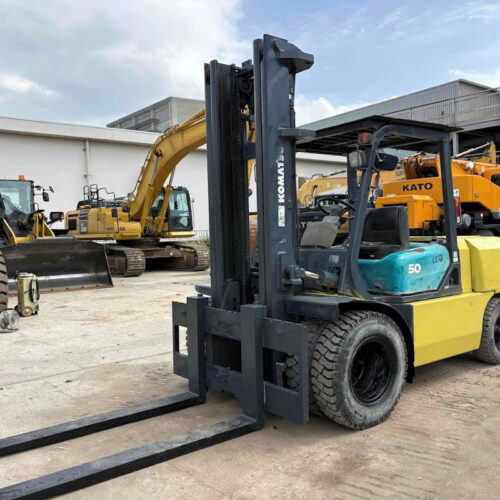 Komatsu 5T-7